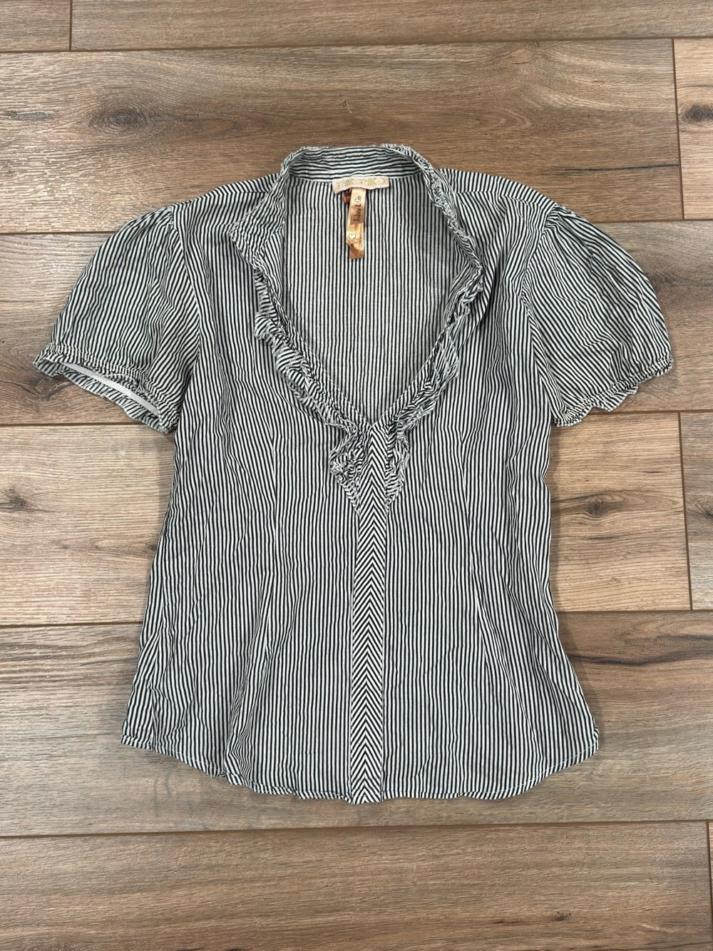ANDREW & CO. Coastal Chic Black & White Striped Ruffle Blouse | Size Small